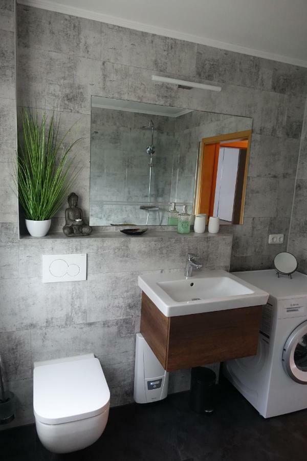 Moderne Ferienwohnung In Potsdam, Sehr Komfortabel, Ruhige Lage Ngoại thất bức ảnh